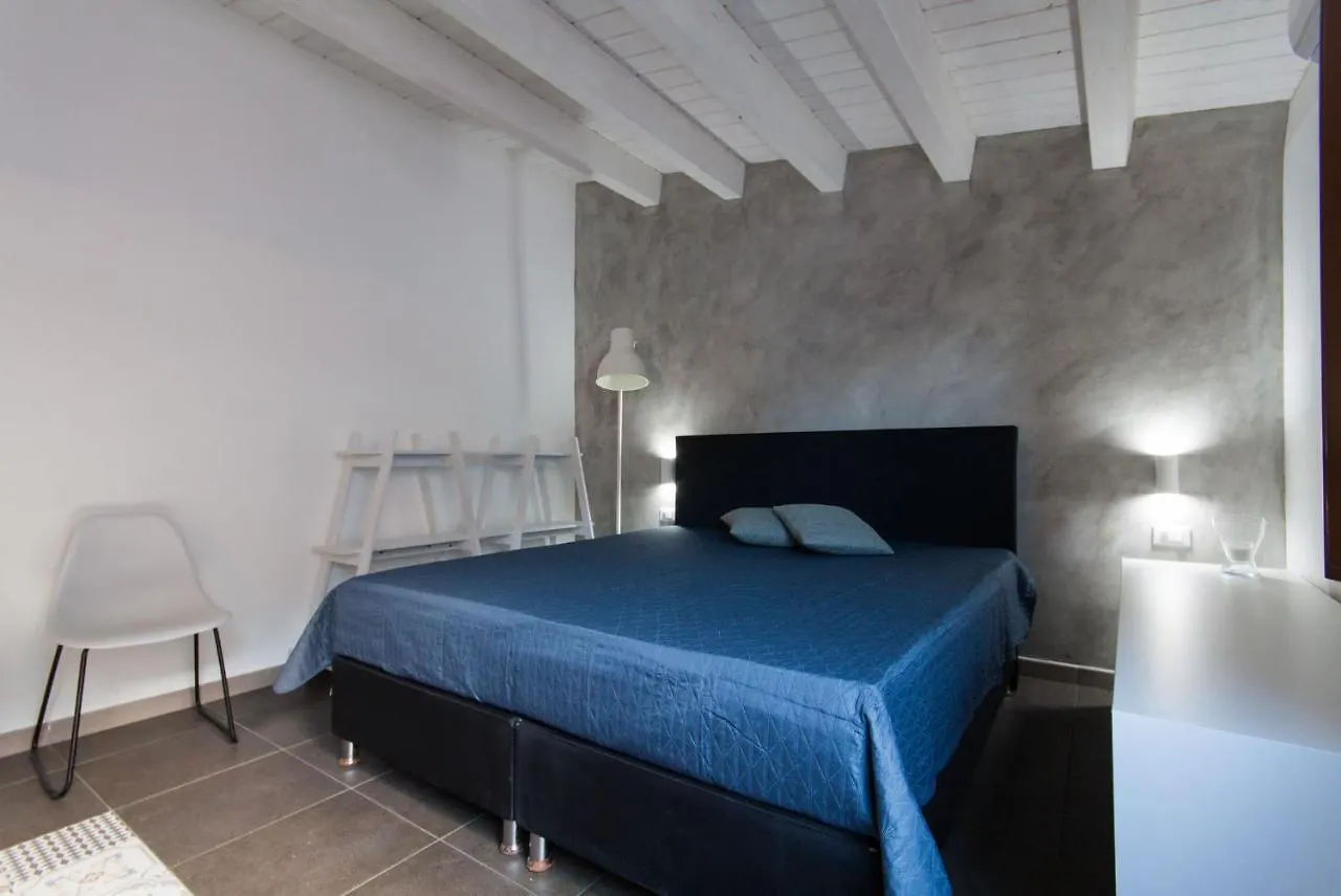 Case Leonardo e Romeo Castellammare del Golfo Italia
